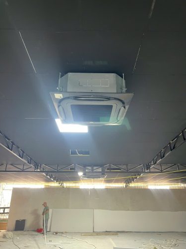 dàn lạnh dự án lắp máy lạnh âm trần 5hp cũ cho Bida Gò Vấp tại điện lạnh Minh Trí
